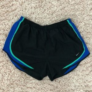 NIKE TEMPO RUNNING SHORTS